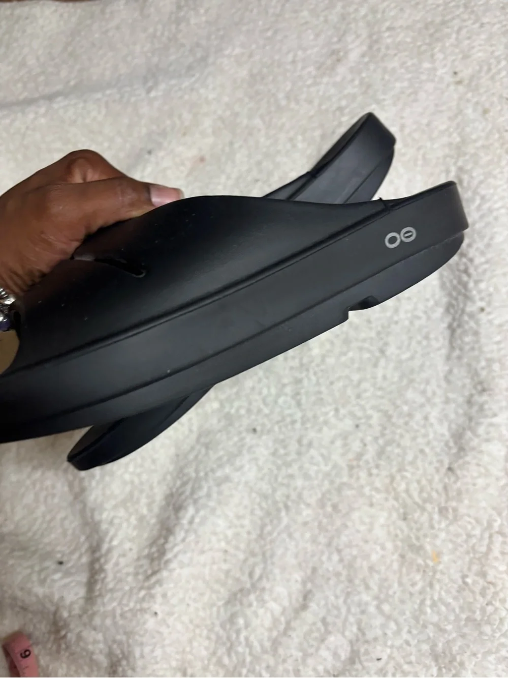 OOFOS Ooahh Slides men's 10 women's size 12 black